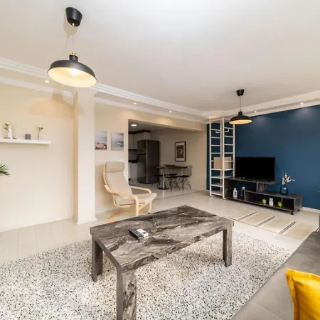 Exquisite Flat With Sea View Near Hadrian Gate Apartamento Antália